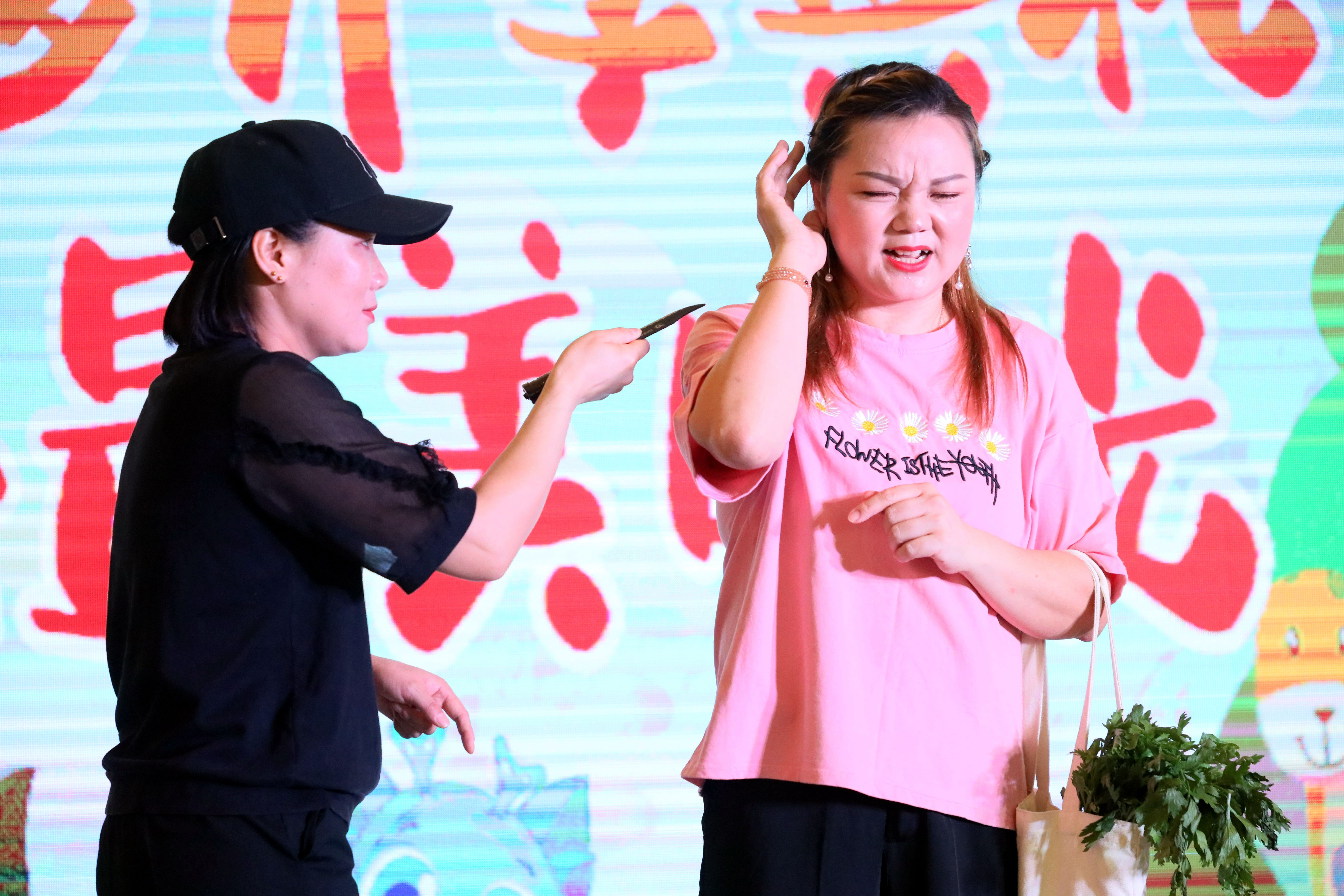 安徽芜湖:定格最美的时光!“智汇有你,多姿多彩”升学典礼举办