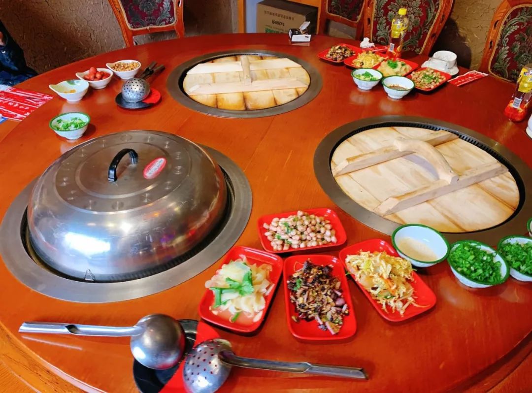 长春老灶台铁锅,长春农村小笨鸡特色饭店