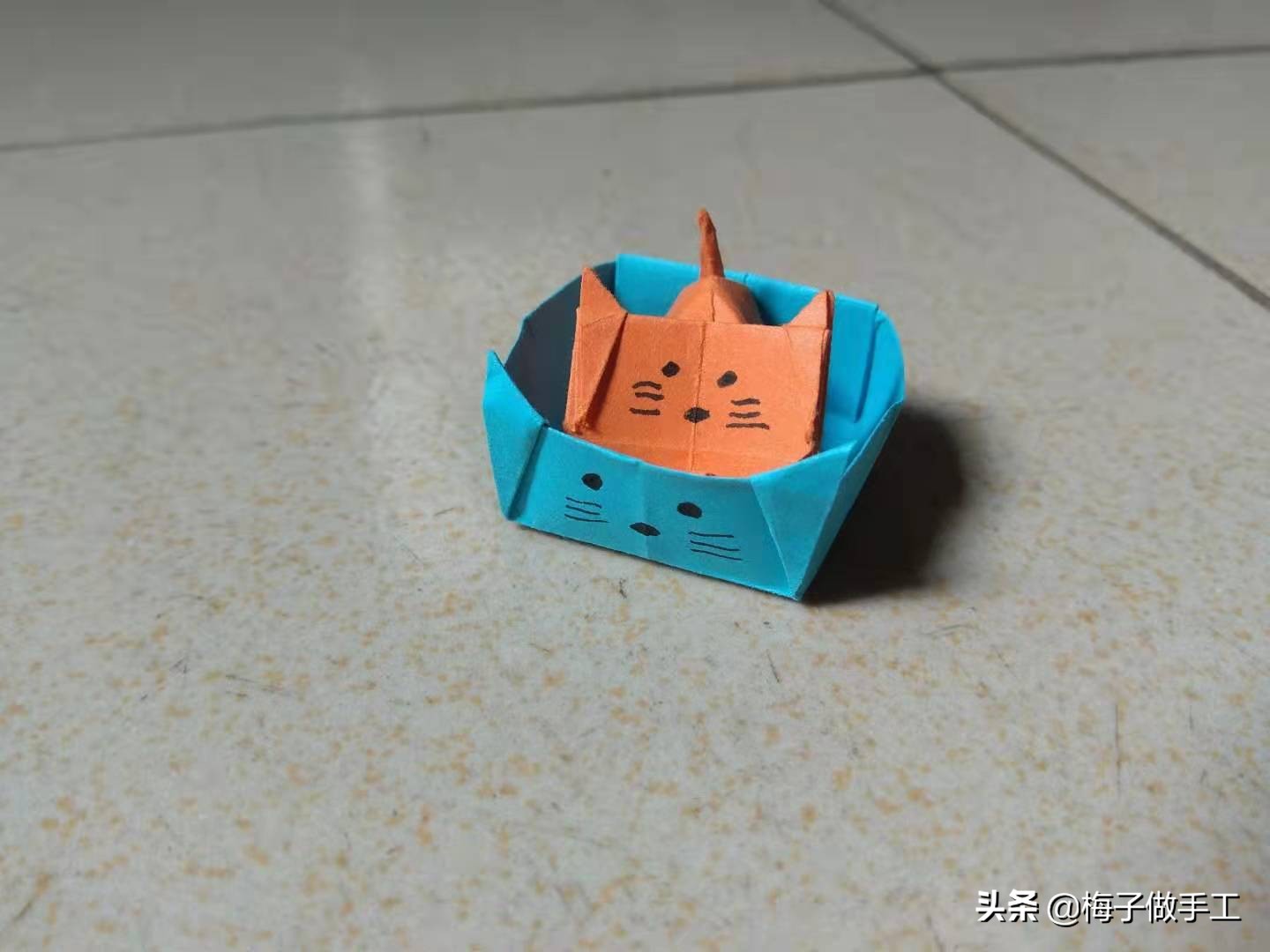 猫咪收纳盒,猫咪收纳盒的折纸教程