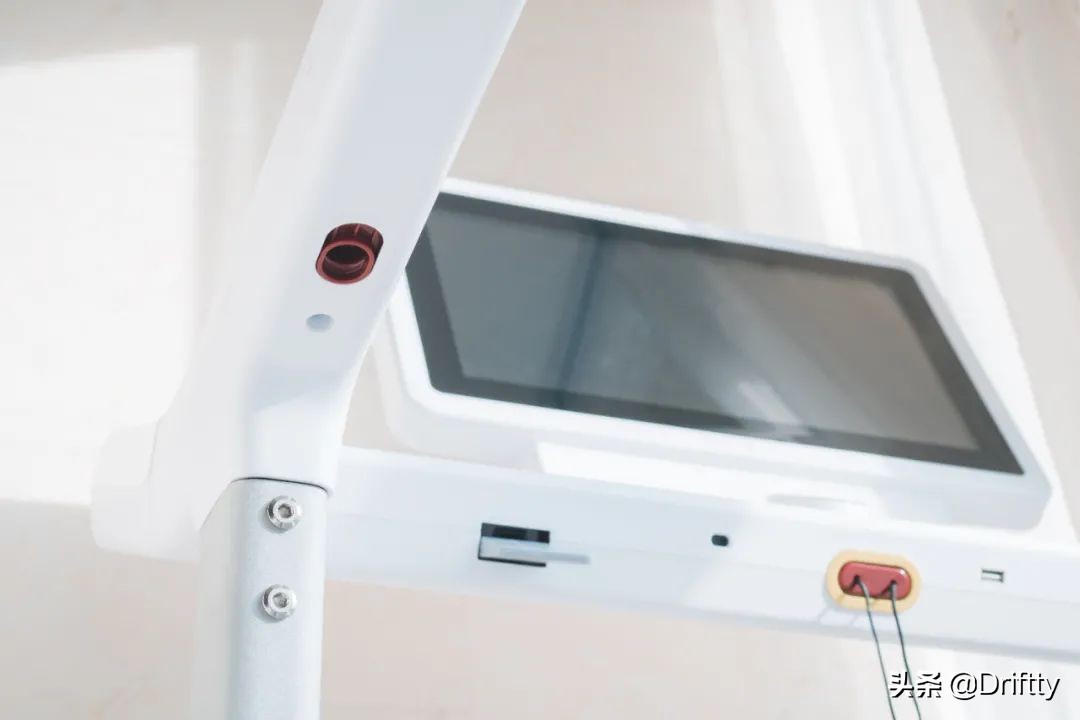 赤兔跑步机-私教追剧两不误｜告别枯燥健身方式「深度体验评测」