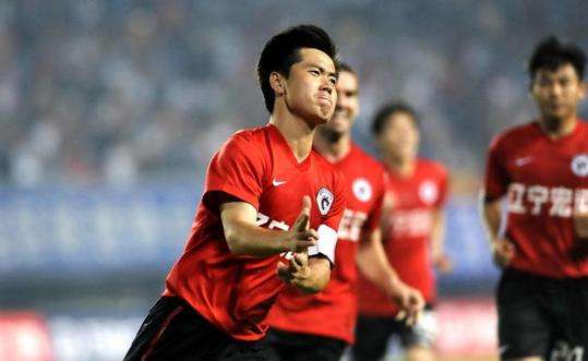 肇俊哲辽足视频完整版,肇俊哲送辽足球衣