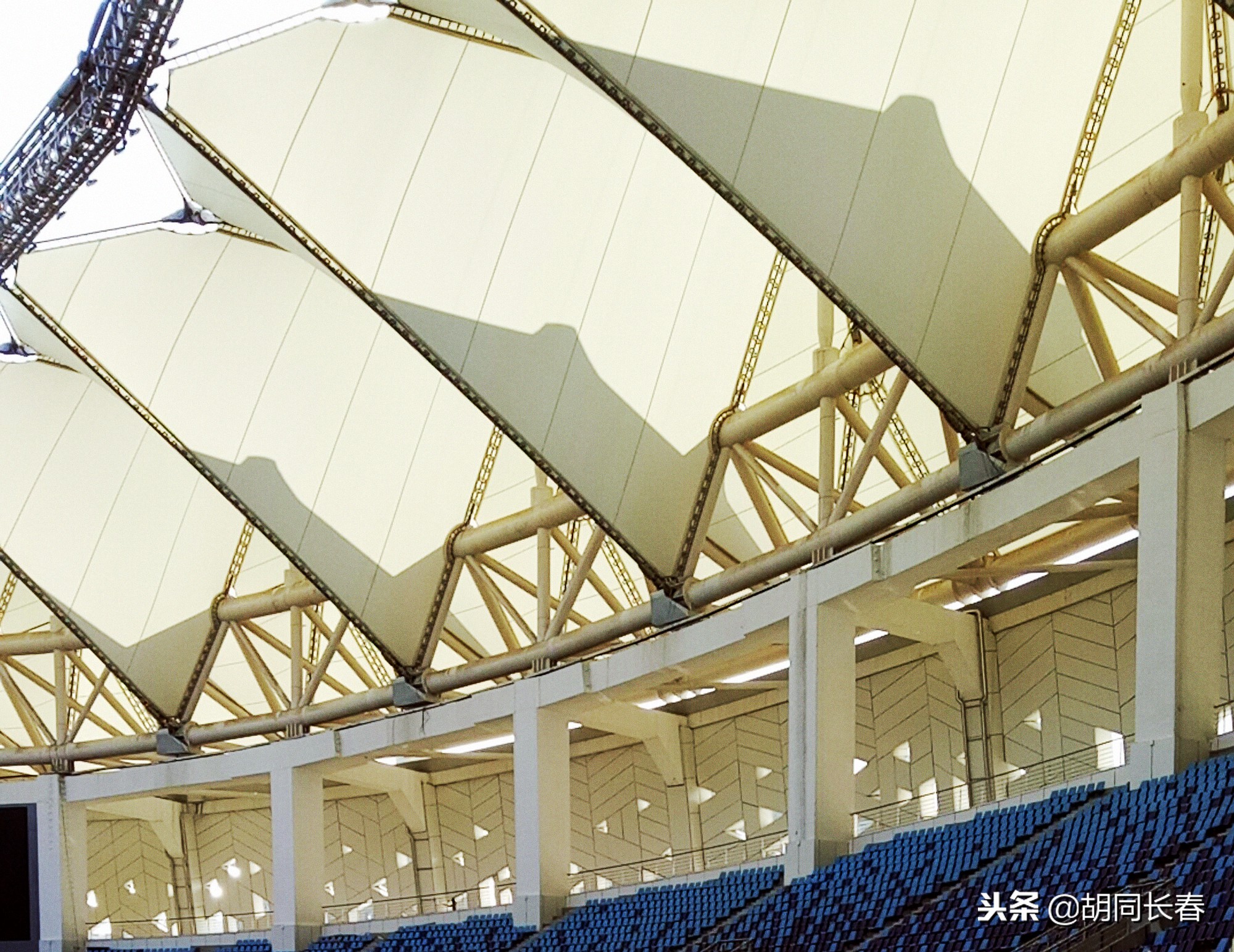 闀挎槬濂ユ灄鍖瑰厠鍏洯鐢板緞鍥剧墖,闀挎槬濂ユ灄鍖瑰厠涓績鎷嶆憚