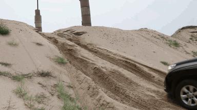 加40％的动力，普拉多2700机械增压越野性能实测，太强悍