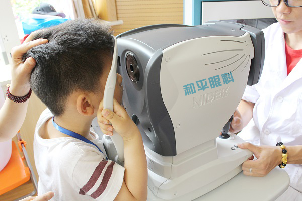 6岁孩子近视怎么治疗比较好,儿童眼睛近视能治好吗