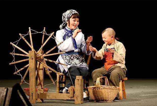 形容祥林嫂一生的对联,祥林嫂经典对联