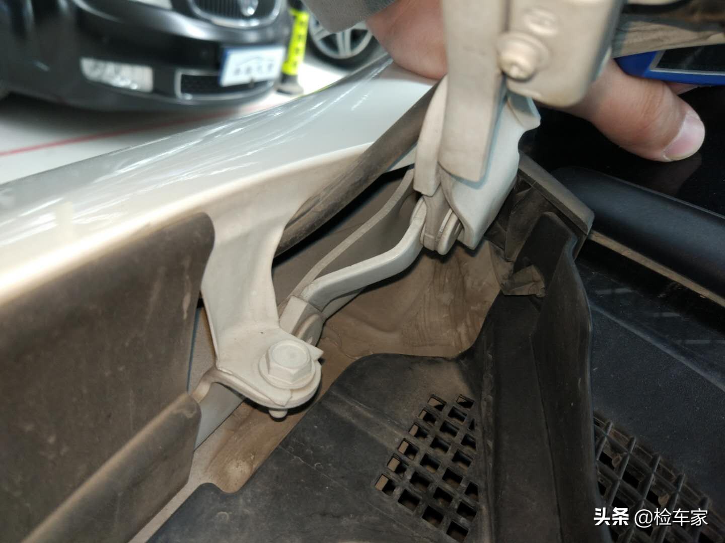 英菲尼迪q70更换全车胶套,英菲尼迪qx70防尘套