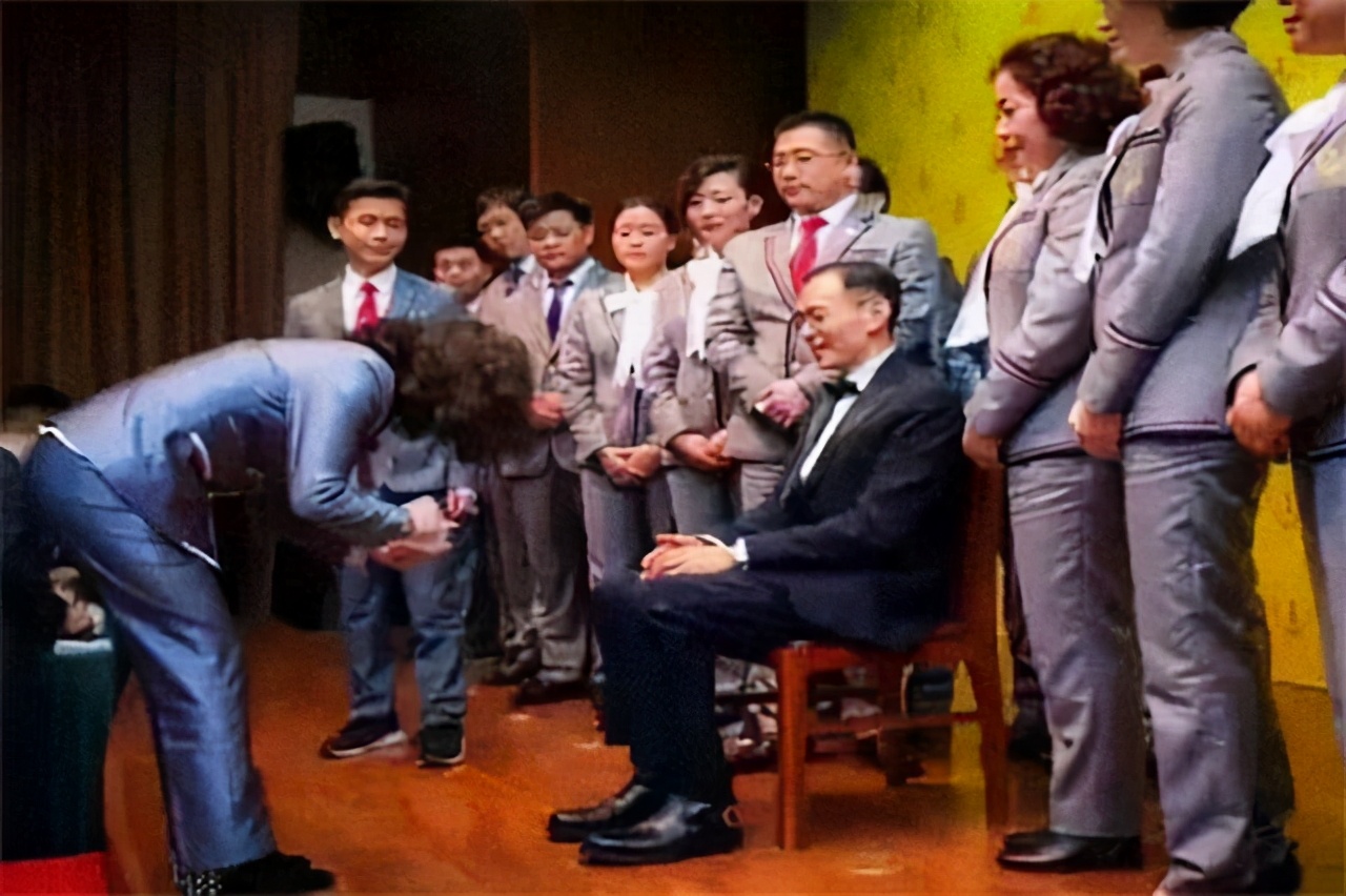 成*学功**，是良药还是骗术？“成*学功**大师”陈安之已原形毕露