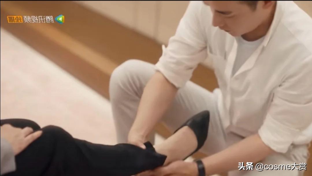 罗晋给孙俪买的什么牌子的鞋,孙俪和罗晋穿什么