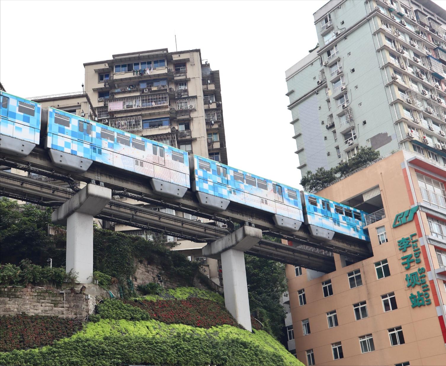 重庆渝康码与乘车码合二为一,网友:还要专门*载下**APP,麻烦