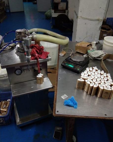 假冒化妆品品牌案例,伪劣化妆品加工厂