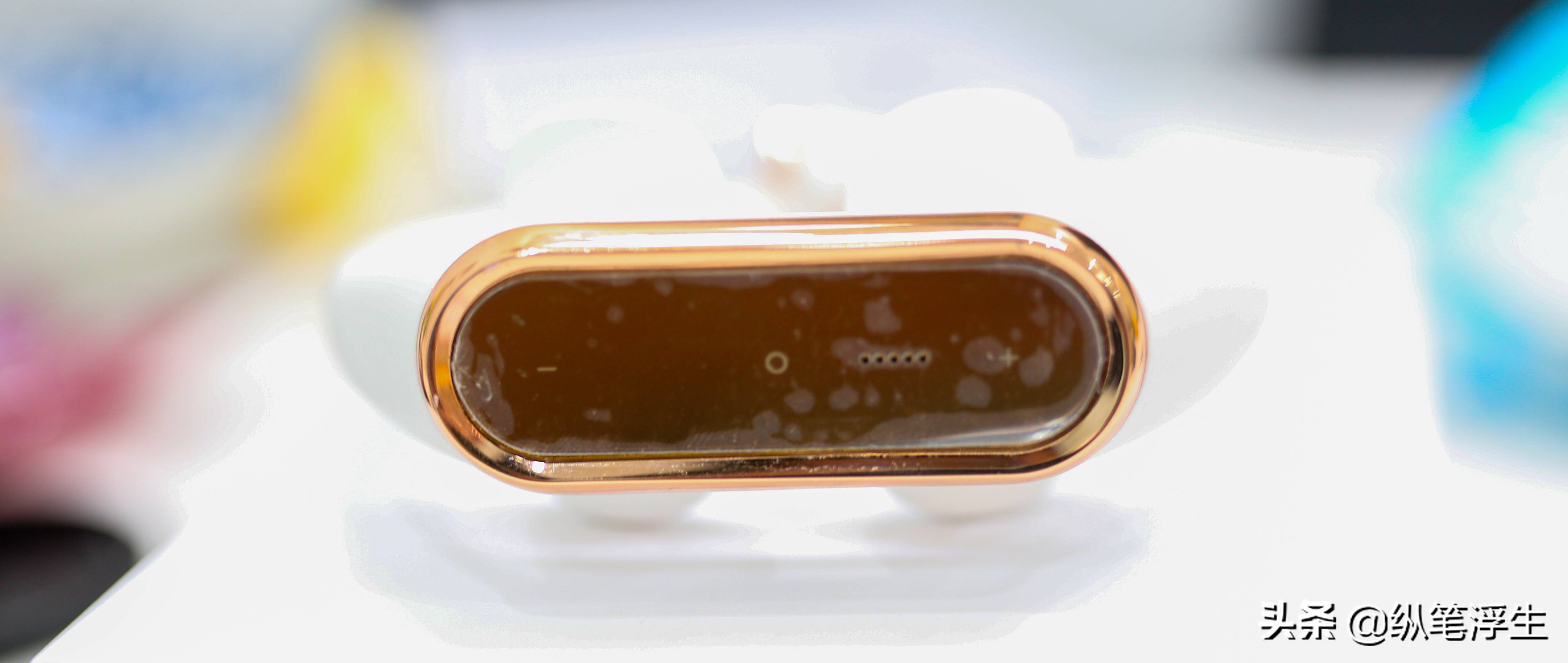 电脉冲、热敷按摩*管双**齐下：人与物AM2011颈椎按摩器测评