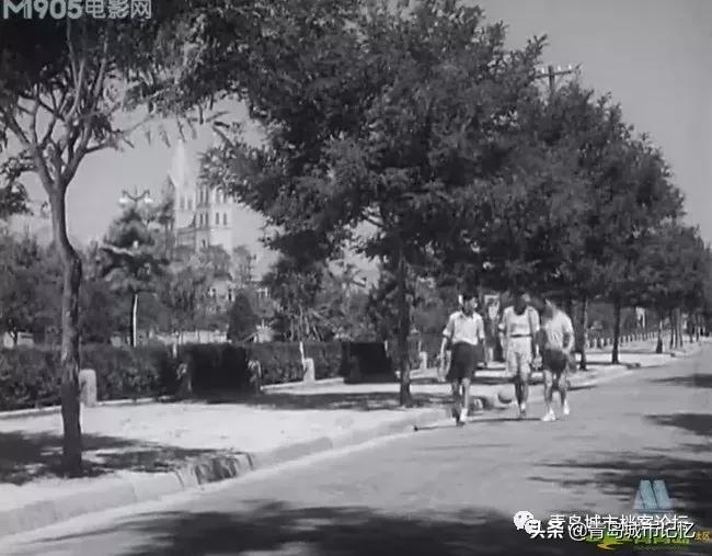 老电影小小足球队,60年代老电影小足球队员完整版