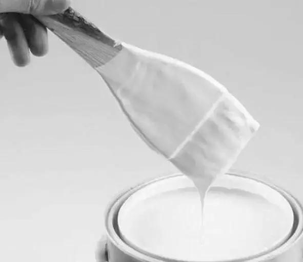 真桶也可能装假漆？买油漆认准出厂日期及批号！