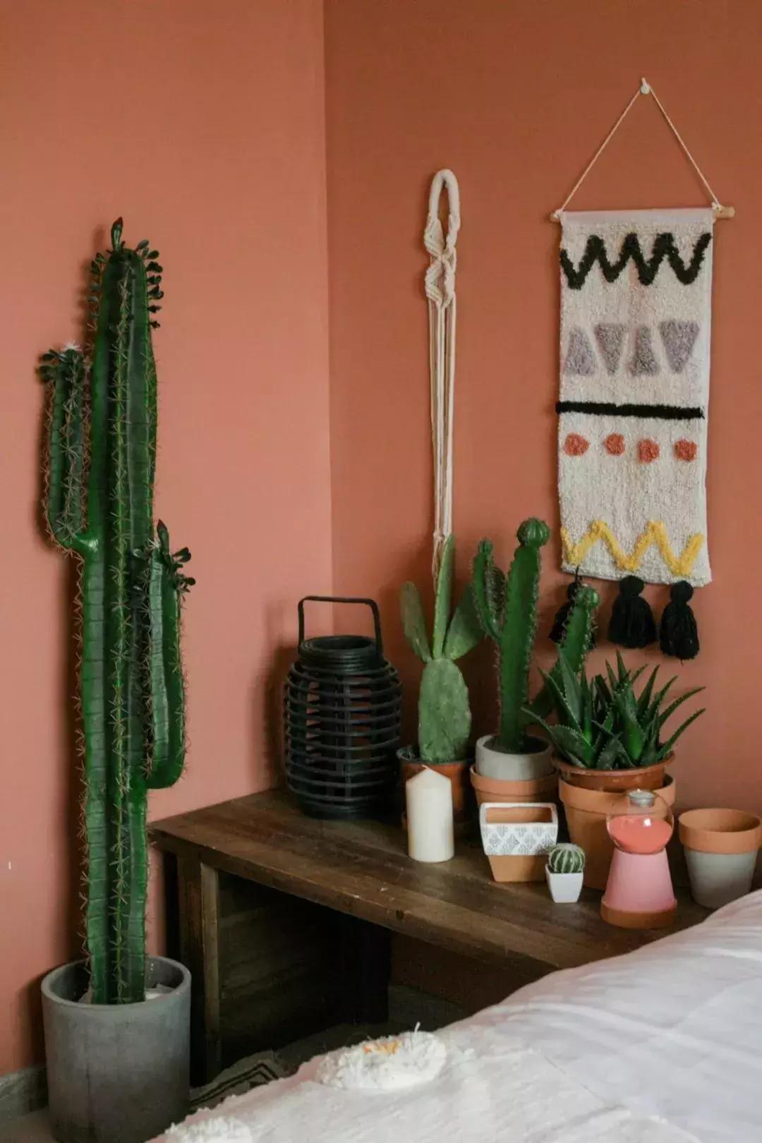 爆改上海25平三角形房,花10万改造45平小破房