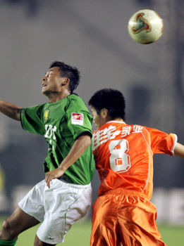 重温鲁能夺冠时刻,重温鲁能2010夺冠