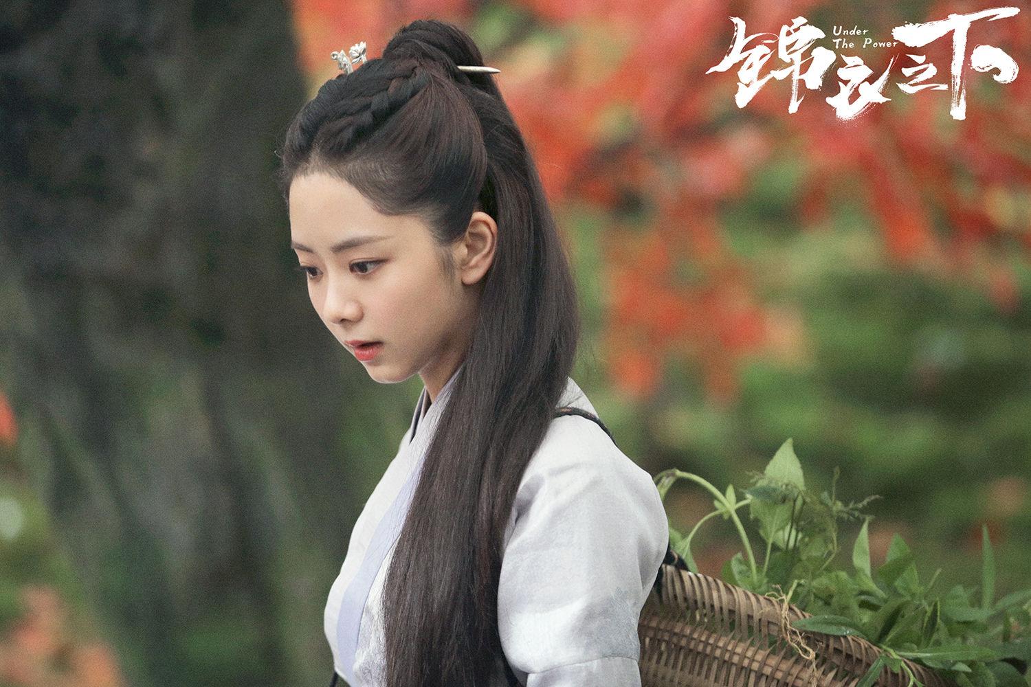 杨颖哭戏引热议锦衣之下,杨颖锦衣之下