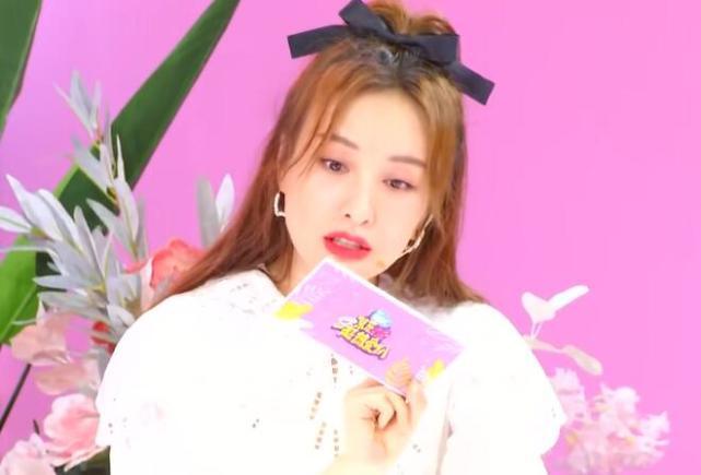 吴昕送泡脚粉，黄圣依送拔罐，林允送奶茶，看到郑爽送的：最实用