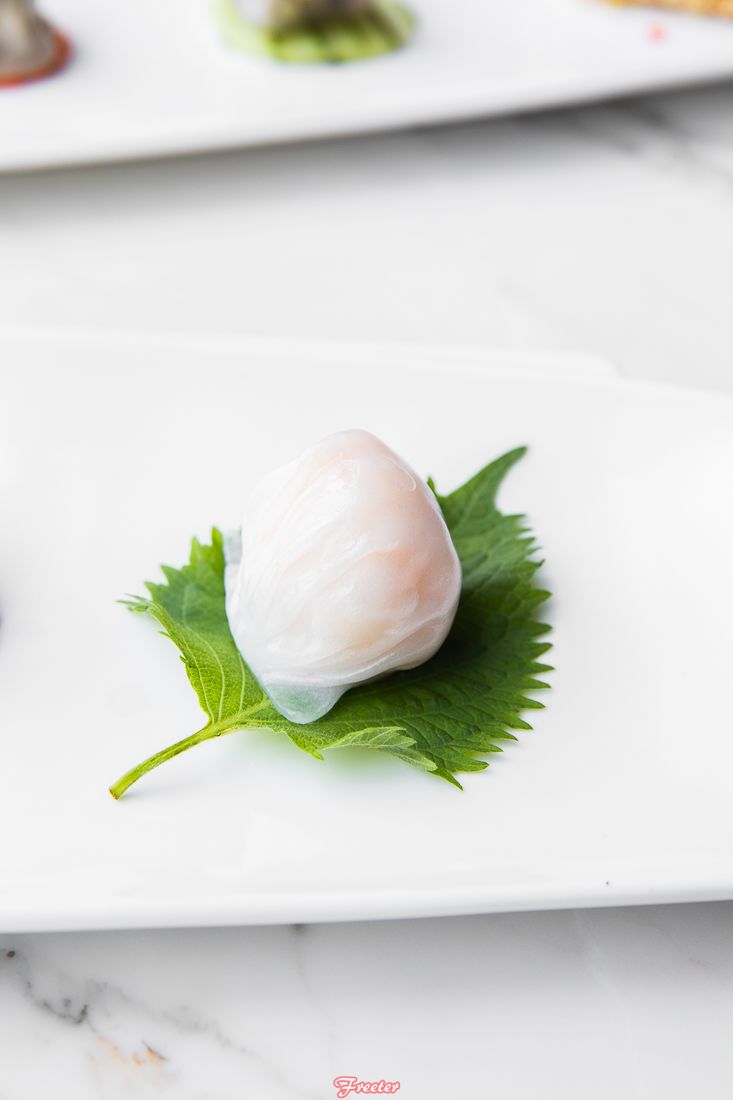 在唐阁，不止有难忘的美食体验，更有43层才能触及的海口绝美风景