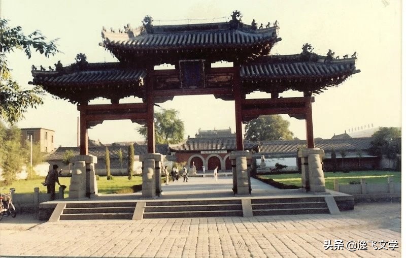 游记的独特情思体现在哪里,游记家国情怀