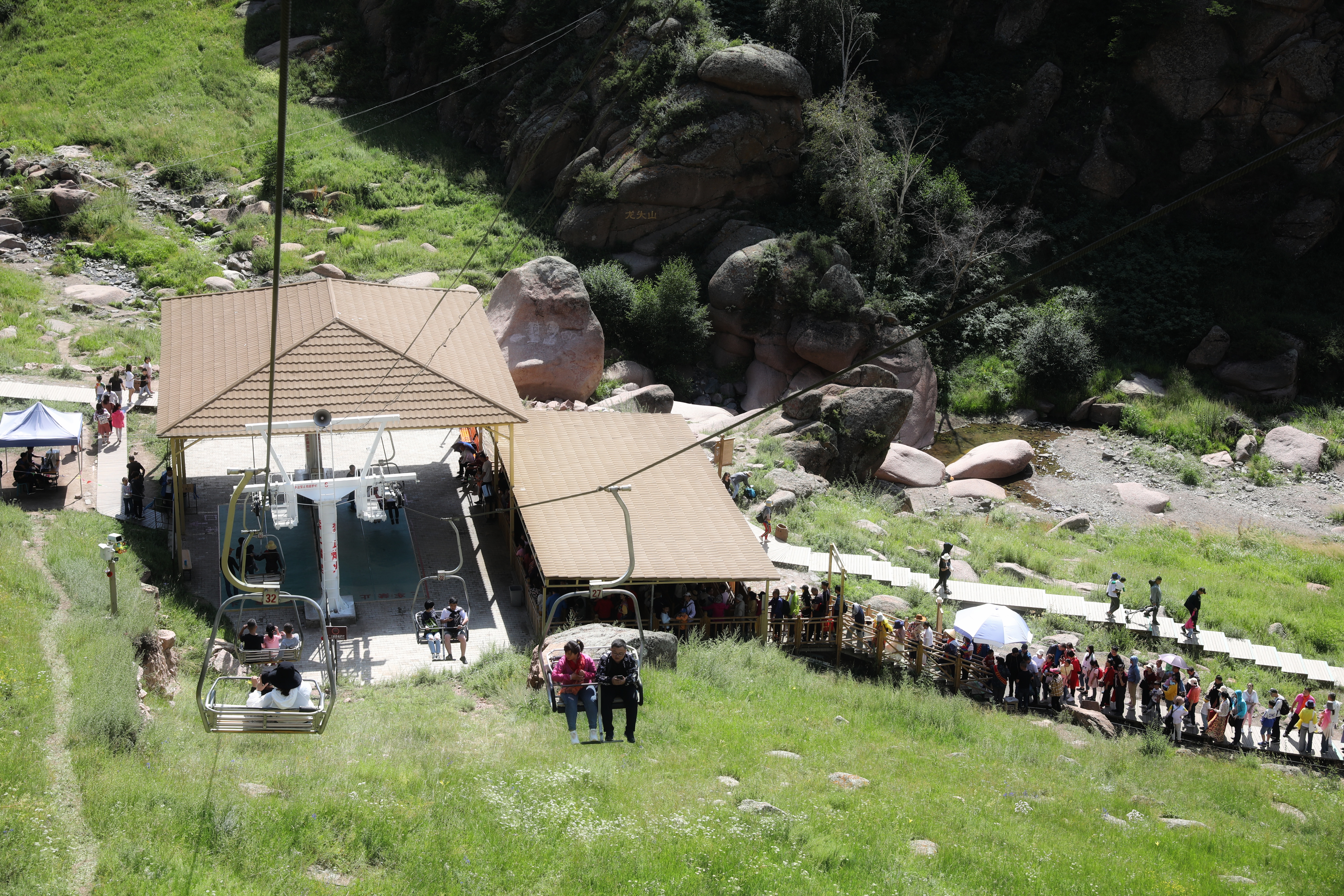 辉腾锡勒黄花沟草原自驾游,辉腾锡勒草原黄花沟旅游攻略