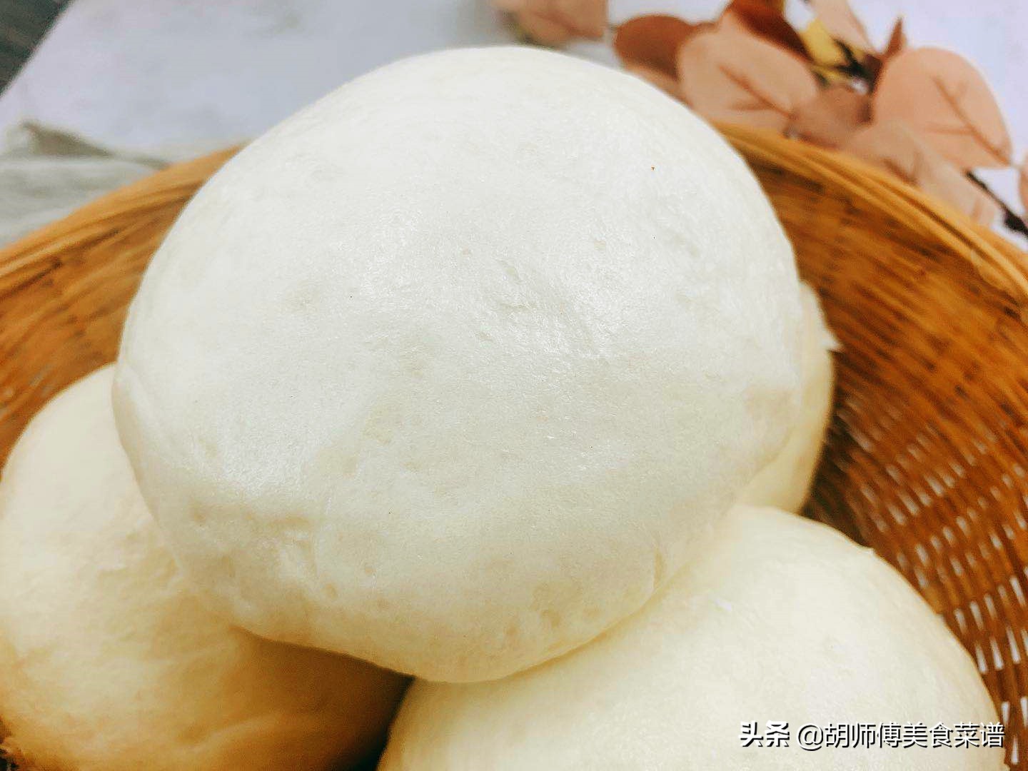 发面酸了怎么补救没有碱和小苏打,发面怎么能使面软而不粘手