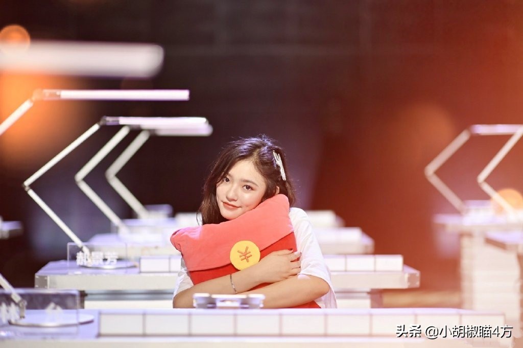 林允自曝圈内现象,林允一直在网上买东西