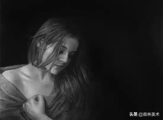 唯美的女性人体素描,细腻到让人流鼻血!