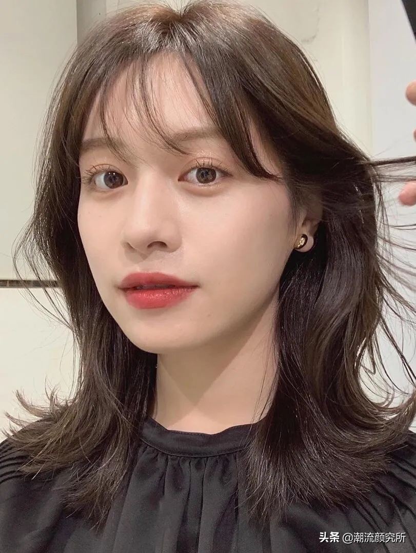 多种好看的发型扎法,4款随便一扎就好看的发型快来学