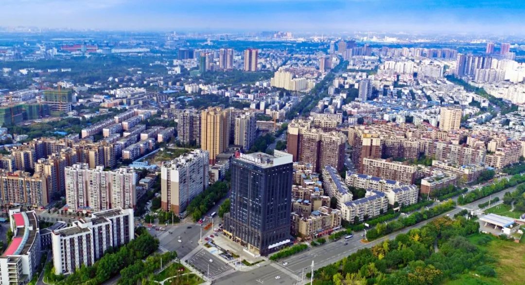 凤凰国际高端住宅区,2025年凤凰新城