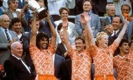 历史十大强队足球,历史上没有夺冠的三巨头球队