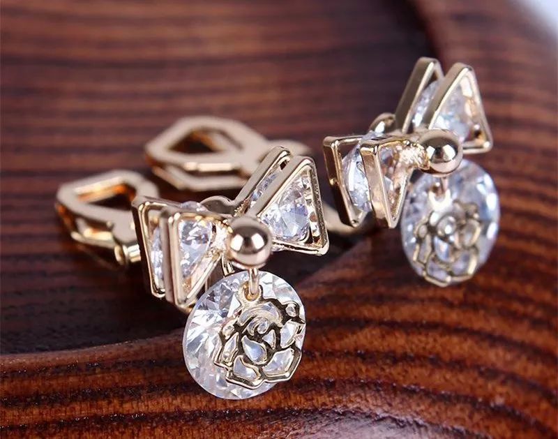 超长流苏耳饰正确戴法,耳饰的100种戴法