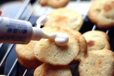 愚人节的整蛊东西怎么做,愚人节整蛊美食