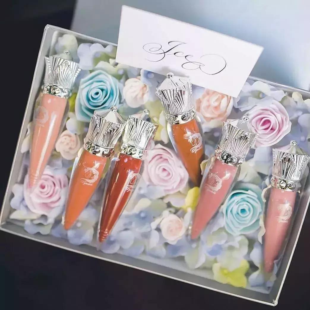 大牌同款彩妆秒杀,一百块钱买一堆大牌化妆品