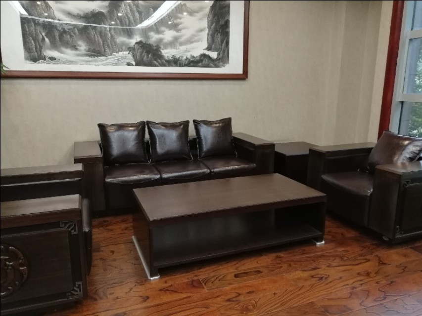 牛皮沙发掉皮怎么处理,沙发掉皮怎么办妙招