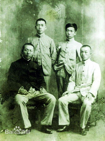 呐喊中的风波的经典细节,呐喊里面体现的社会问题