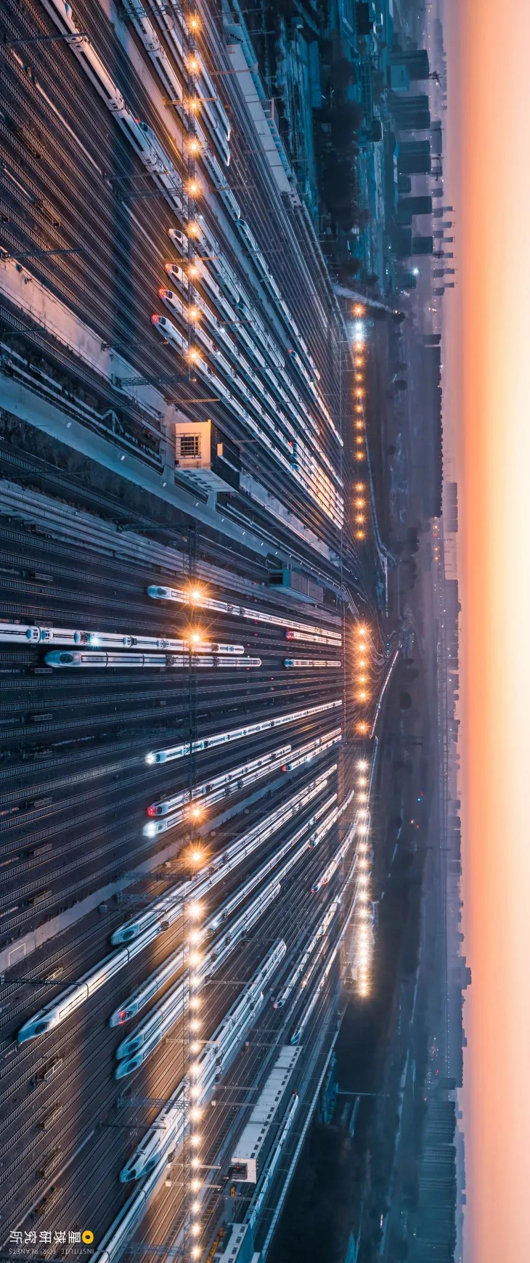 高铁时代落寞的火车站,高铁时代为什么保留慢火车