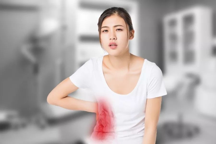 女人总说腰痛什么意思,为什么女生会说腰疼