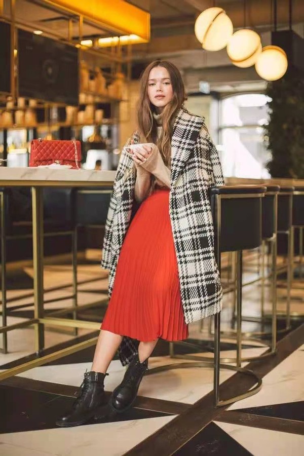 上宽下窄显瘦吗,上宽下窄穿法就是显瘦