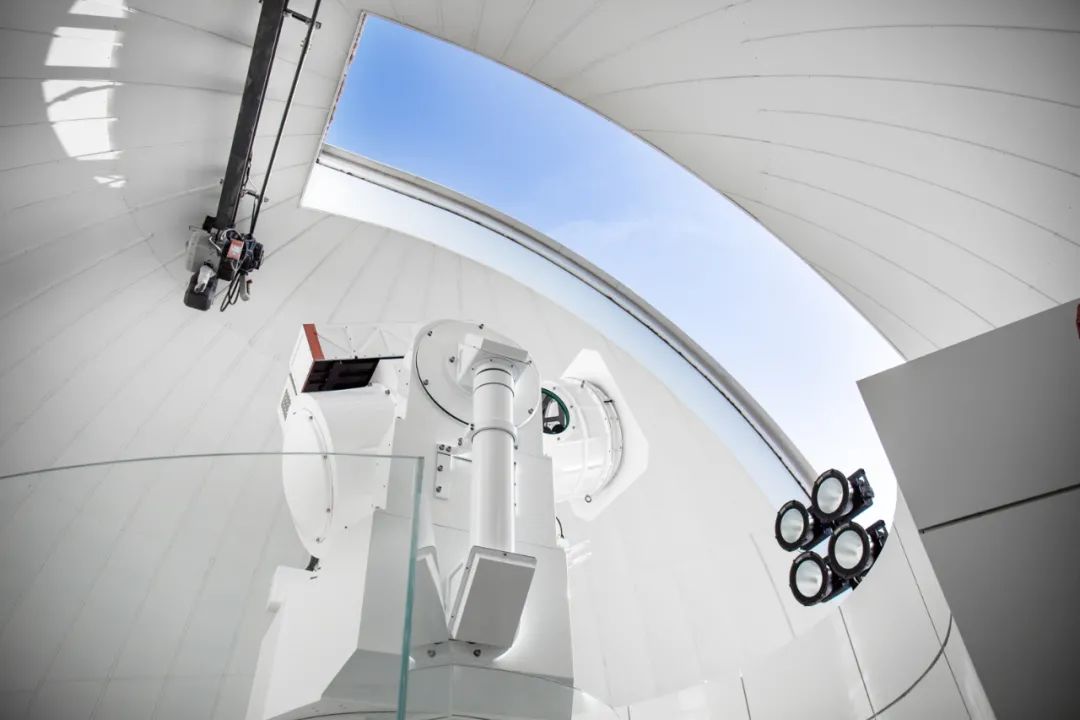 上海天文博物馆球形建筑,上海地标建筑多少层