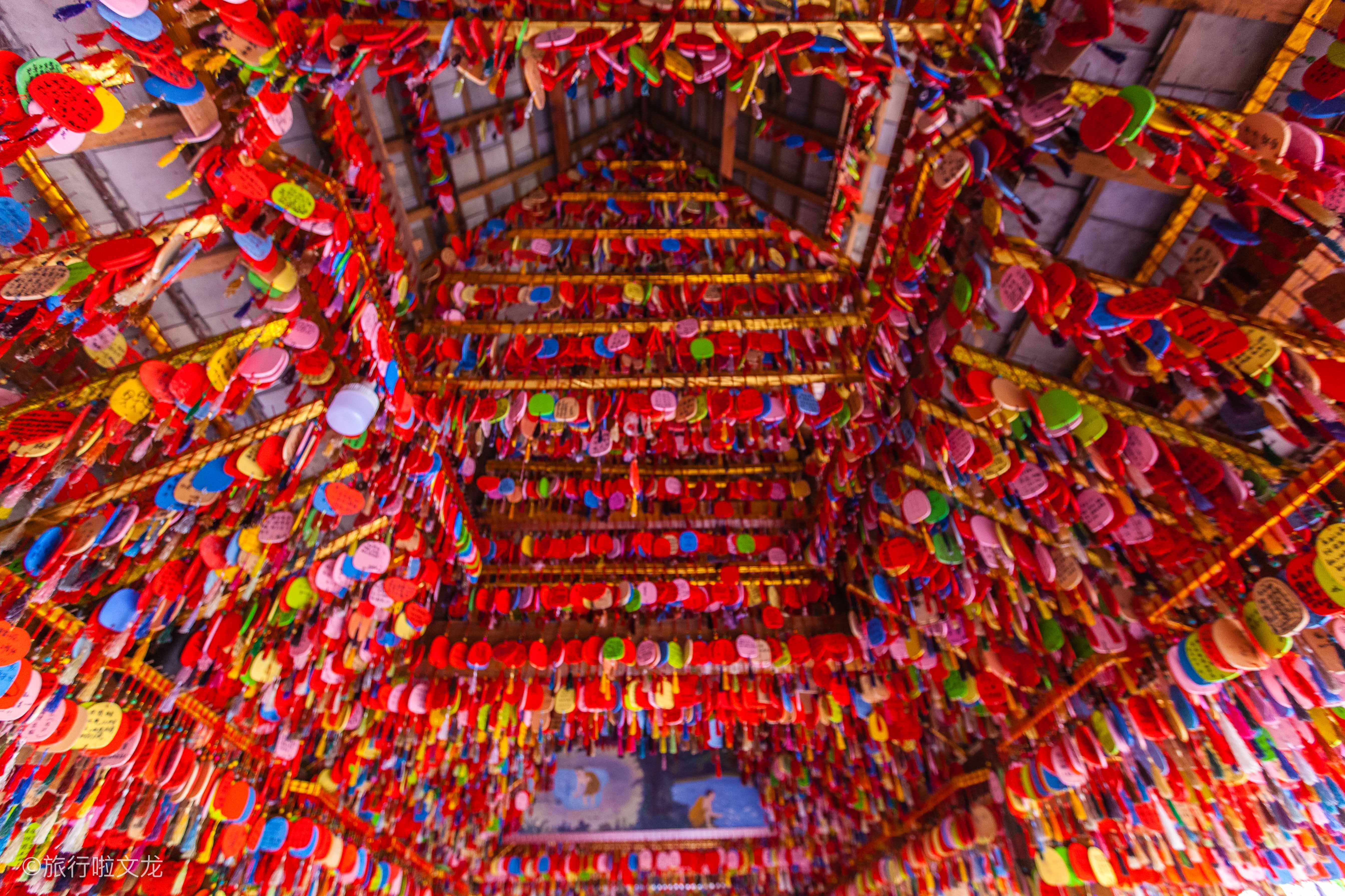 西双版纳旅游攻略曼迈龙佛寺,西双版纳许愿池风景区