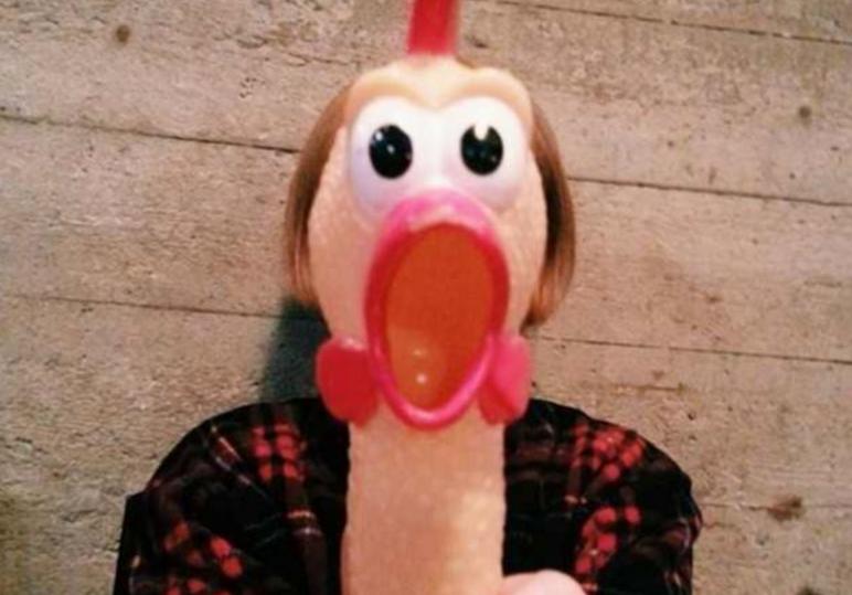 宝宝长得不像自己,千万别给宝宝玩会说话的玩具