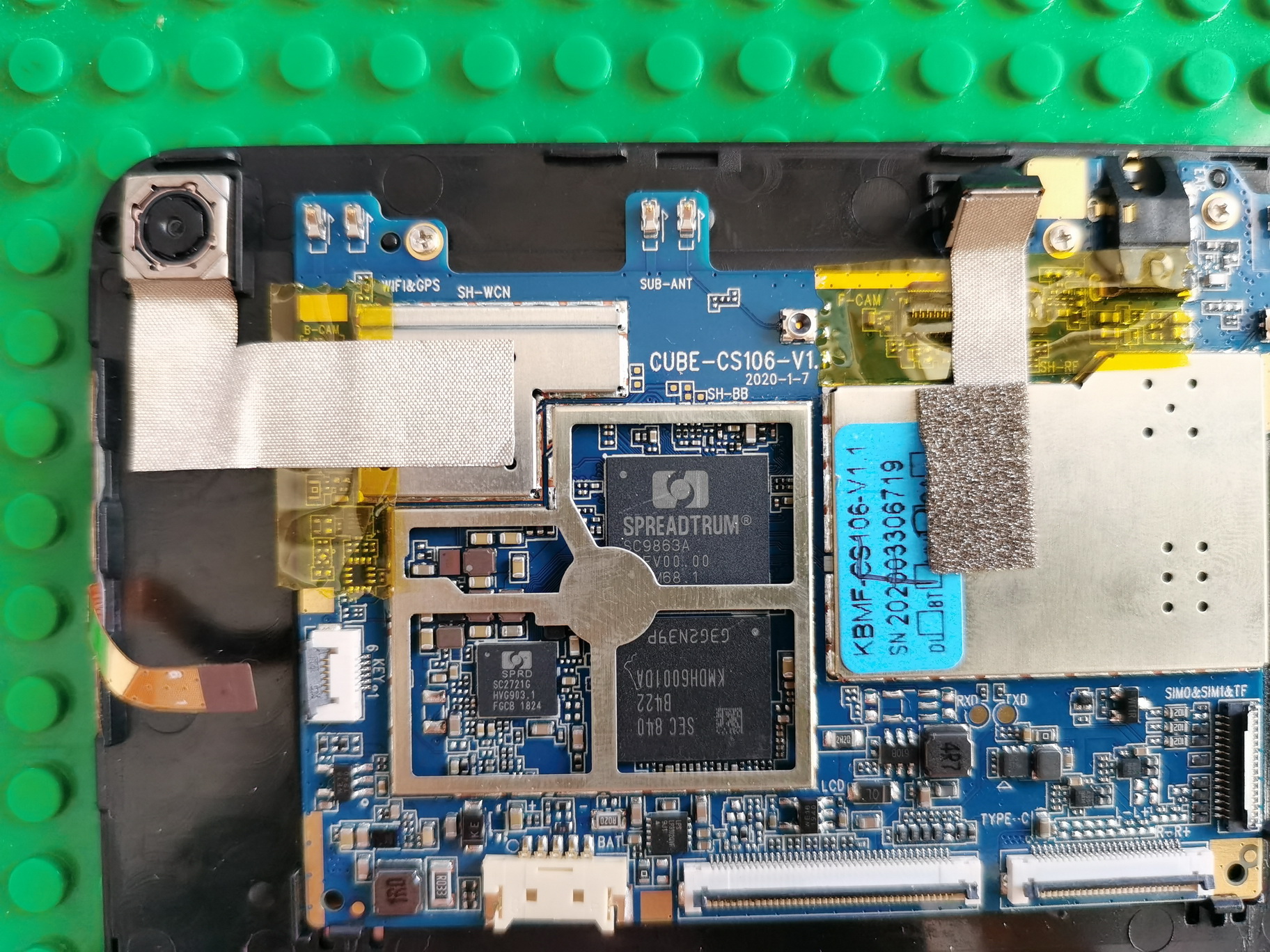 酷比魔方iplay20和小米平板4,699元至799元大屏手机