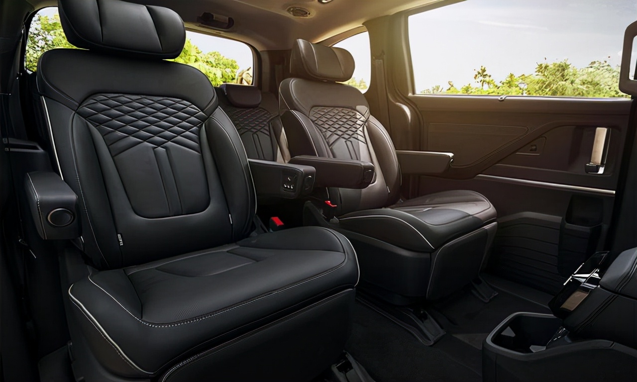 北京现代库斯途和别克gl8,gl8车主评库斯途