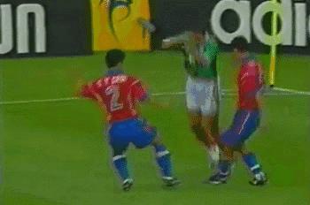 足球球星标志性动作,足球球星的招牌动作