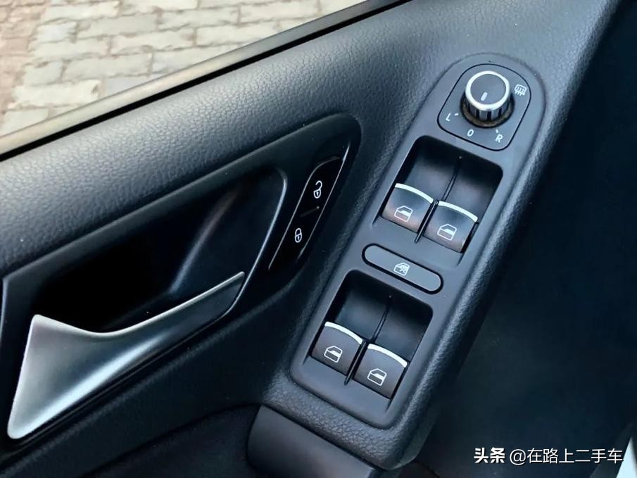 五六万买二手高尔夫6值得吗,五六万买手动高尔夫