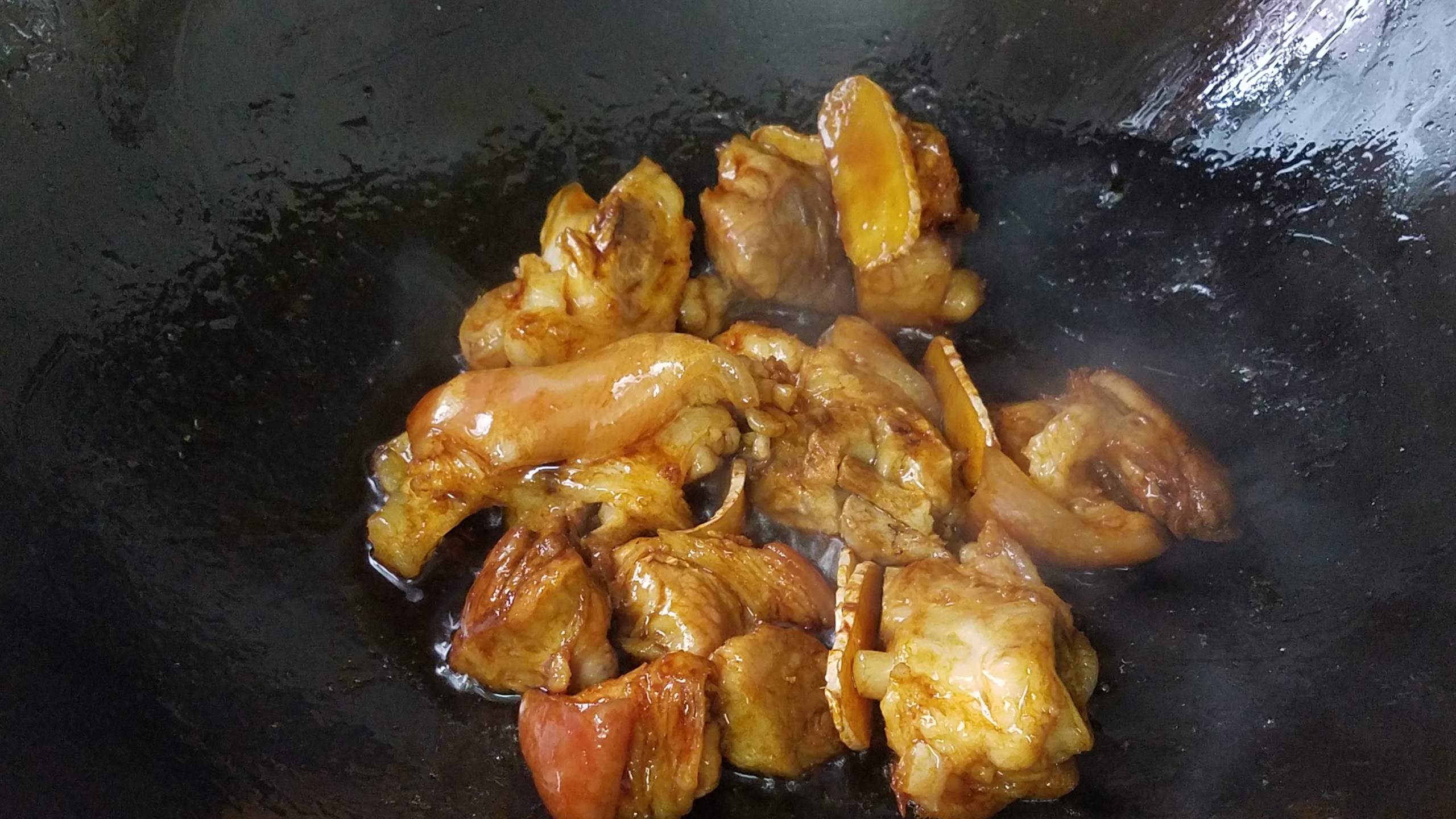 猪脚炖黄豆的做法老东北美食,猪脚黄豆炖竹笋广东