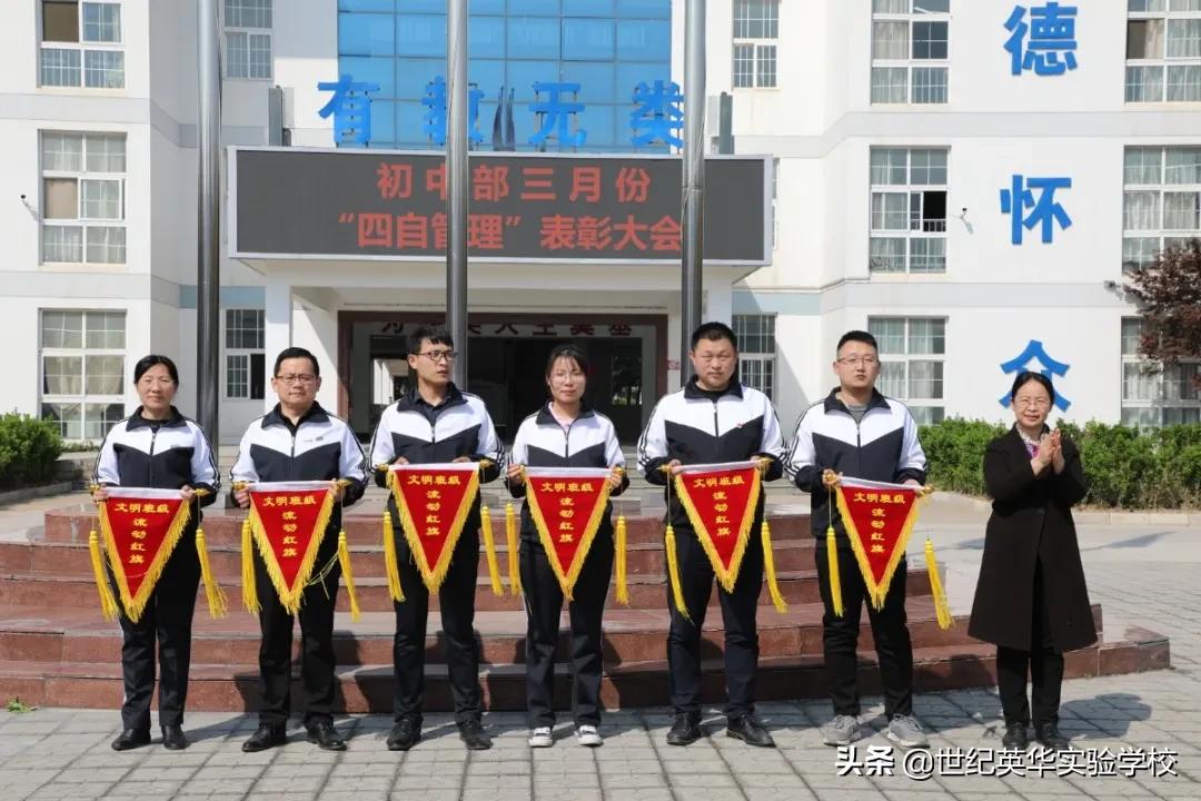 浜旀槦灏戝勾,浜旀槦灏戝勾鎵窞