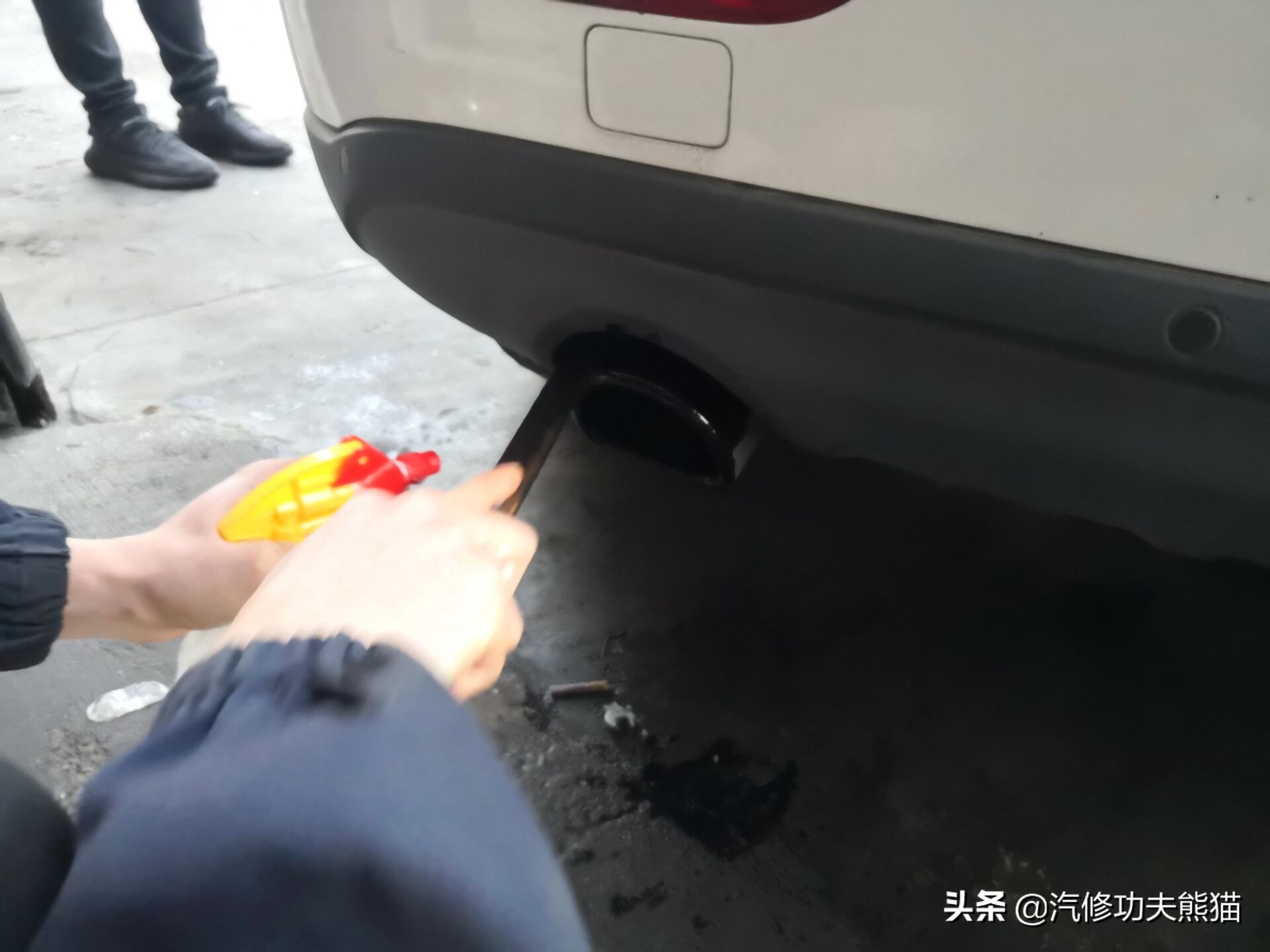 奥迪为何不能解决发动机烧机油,奥迪q5lea888三代发动机烧机油么