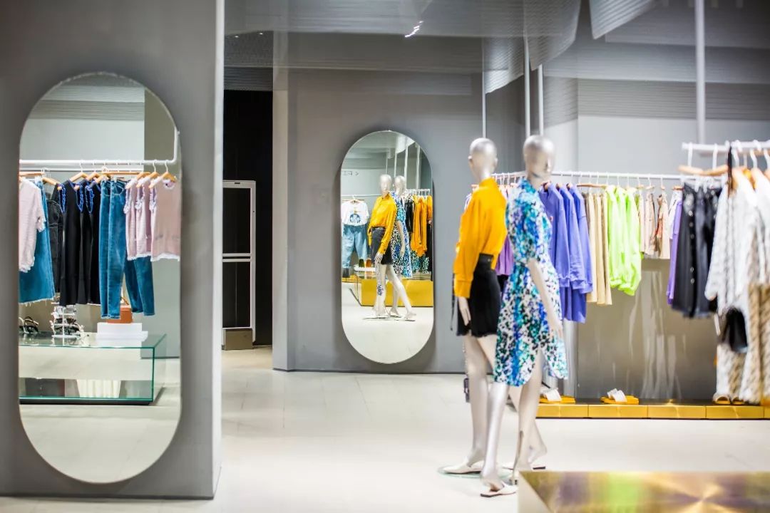 lv实体店装修风格是什么,lv女装店装修风格