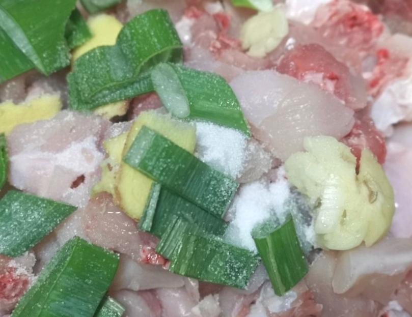 干锅兔的做法视频窍门,干锅兔怎么做好吃